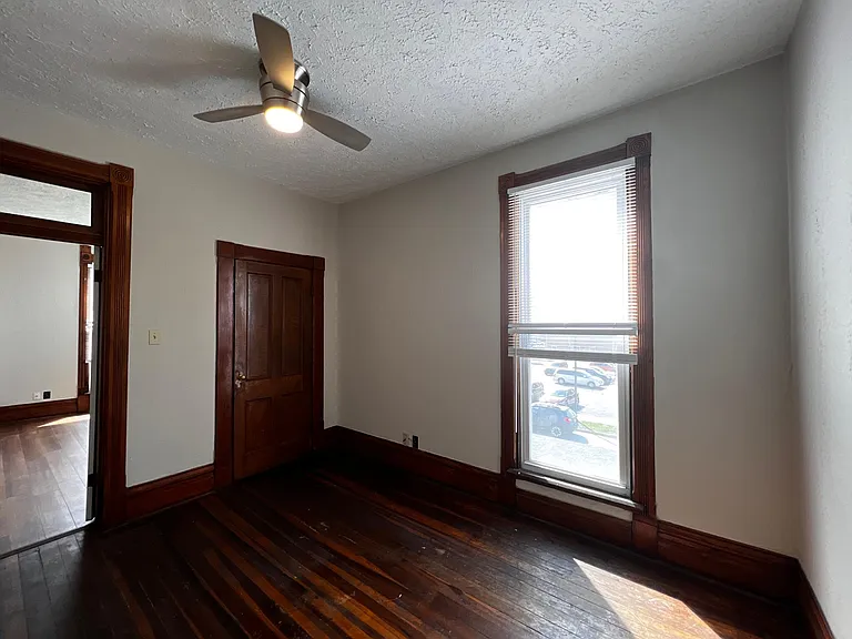 107 S College Ave #4 — Photo 10