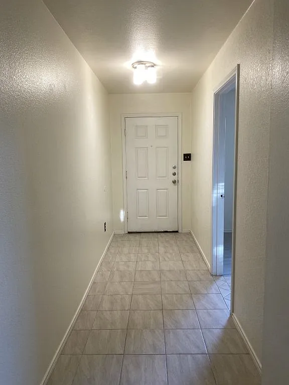 3 bed, 1705 sqft, $1,795 — Photo 4