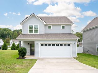 1374 Baldwin Field Cir, Hixson, TN 37343