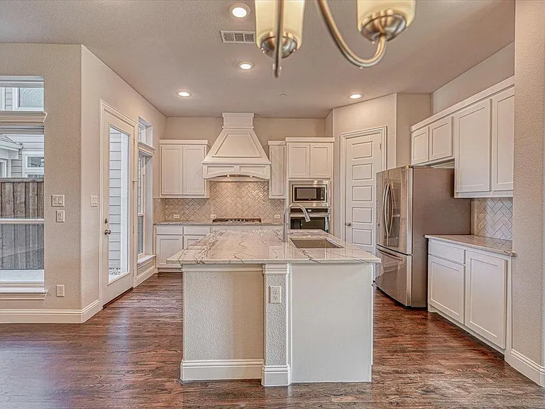 4932 McKinney Hollow Dr — Photo 23
