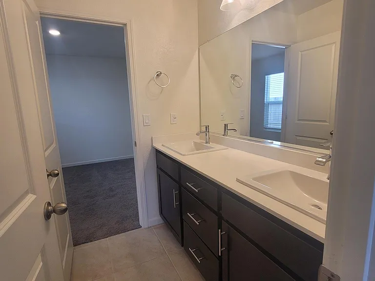 2272 Malkin Ct — Photo 5