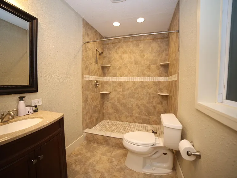 1760 Tiffany Pines Cir W — Photo 26