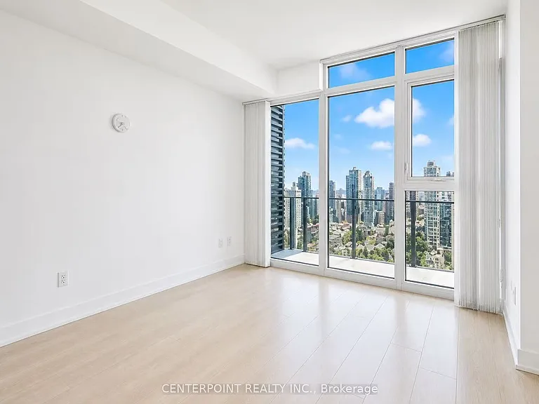 50 Wellesley St E #2708 — Photo 5