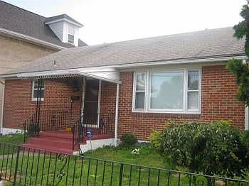 2nd image of 792 Mill St