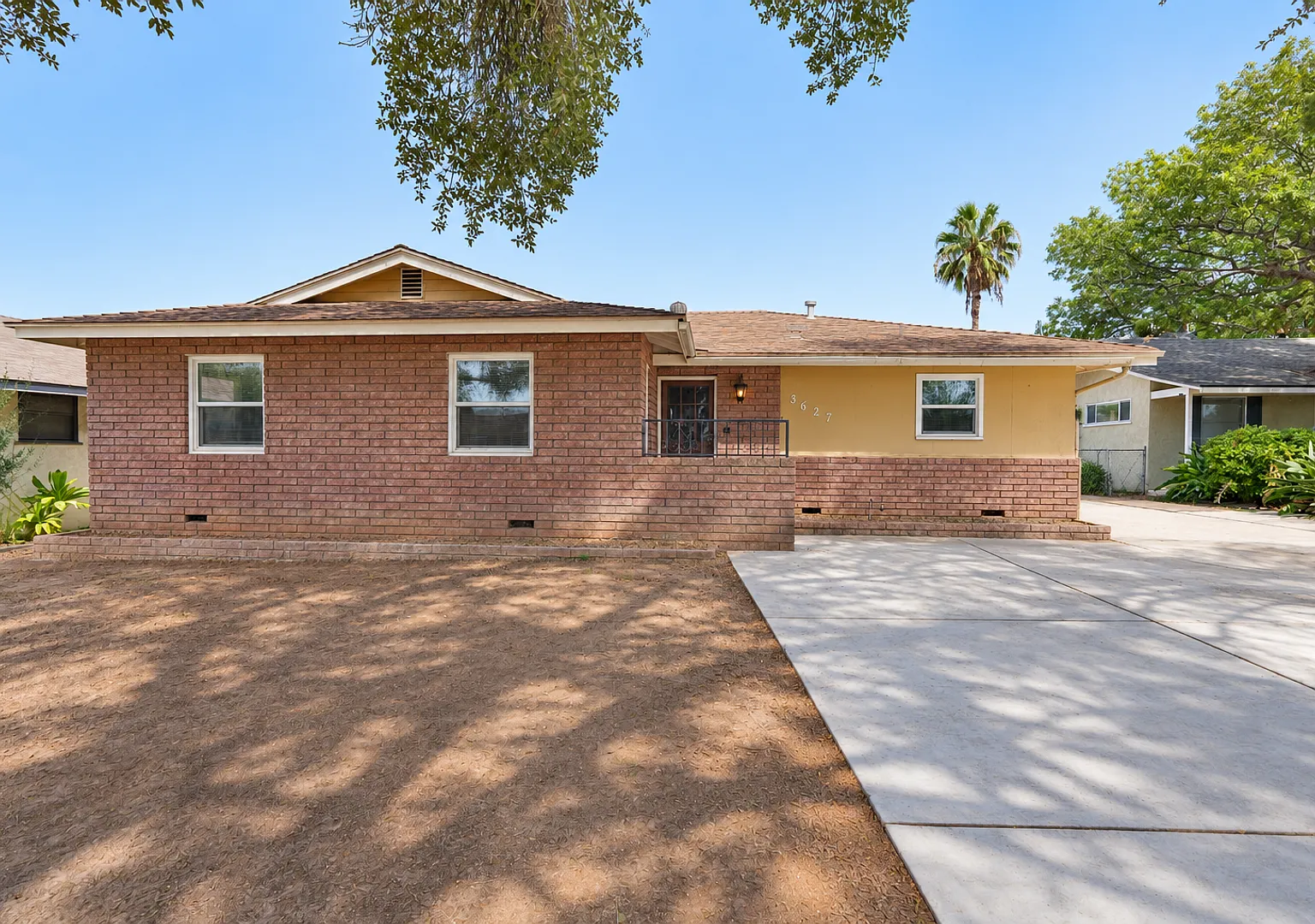3627 Harding Street — Photo 1