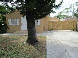 4398 Whispering Pines Rd, West Palm Beach, FL 33406
