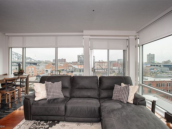 4th image of 1237 Washington Ave APT 1112