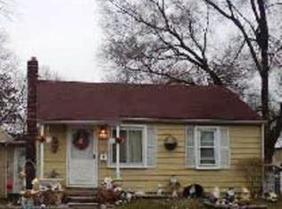 6065 Marvin St, Taylor, MI 48180