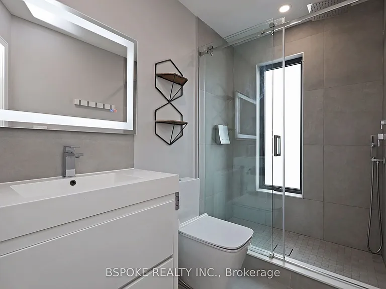 707 Mortimer Ave — Photo 20