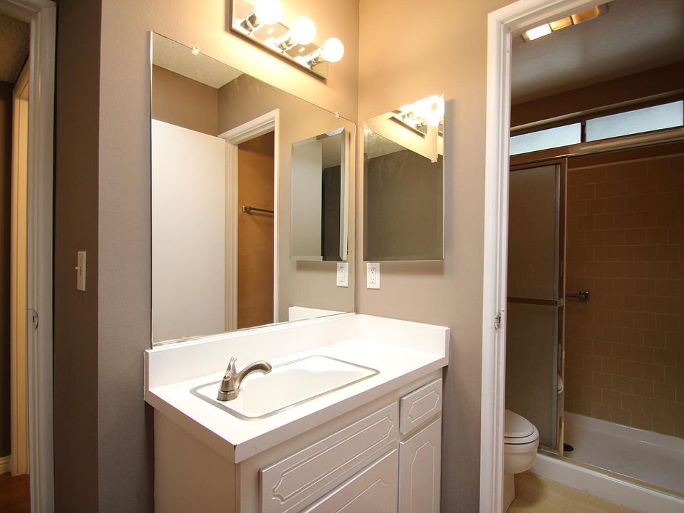 1st image of 149 N Cambridge Ave #149