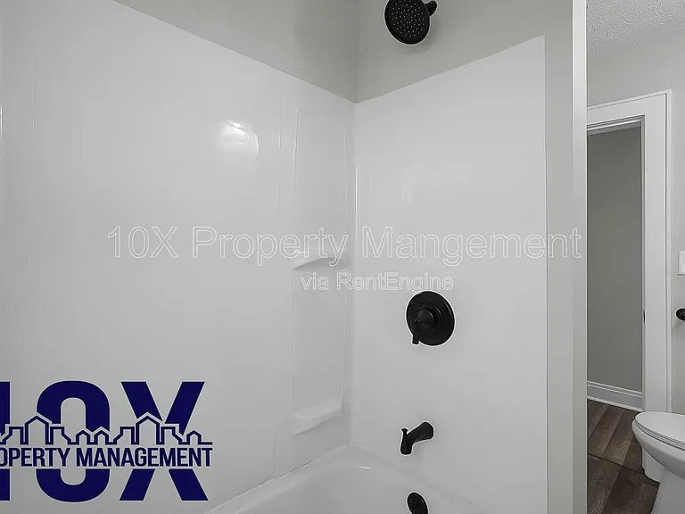 864 Fairwood Ave — Photo 18