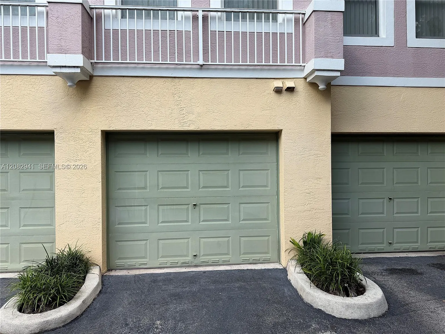 Cypress Pointe At Coral S — Photo 2