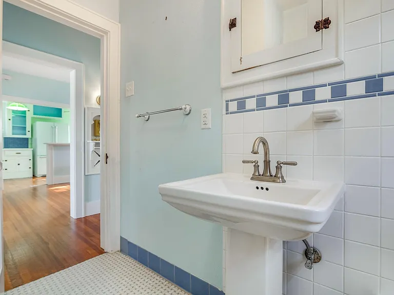 4823 Fannin Dr — Photo 30