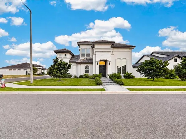 2704 Essex St, Edinburg, TX 78542