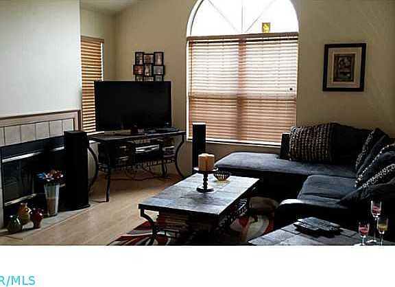 3rd image of 3706 Perennial Ln