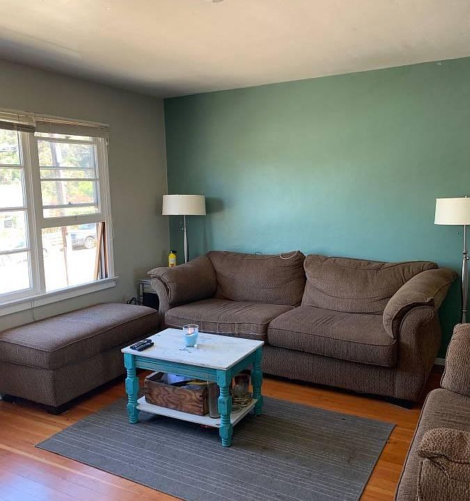 2nd image of 1721 Santa Rosa St