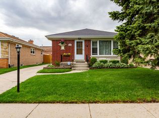 7340 N Nora Ave, Niles, IL 60714