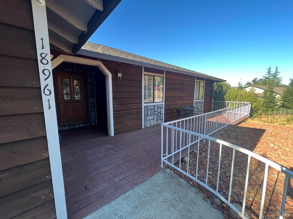 18961 Coyle Springs Rd, Hidden Valley Lake, CA 95467 MLS 323915436