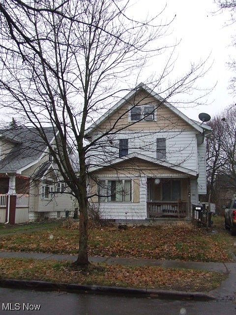2nd image of 144 E Mapledale Ave