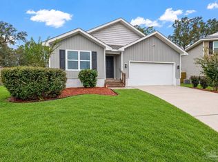 5886 Blackhorse Cir, Pensacola, FL 32526