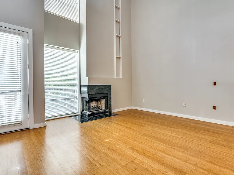 6923 Sumner St #70-1 — Photo 3