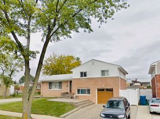 251 Braddock Dr, Melrose Park, IL
