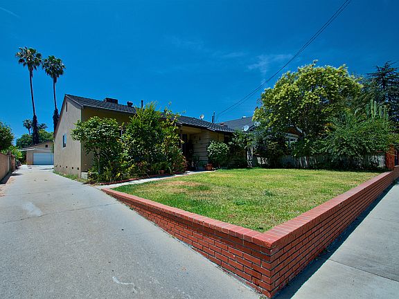 4th image of 2303 Glenrose Ave