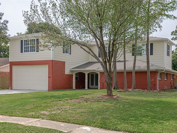 3rd image of 2034 Forest Oaks Dr