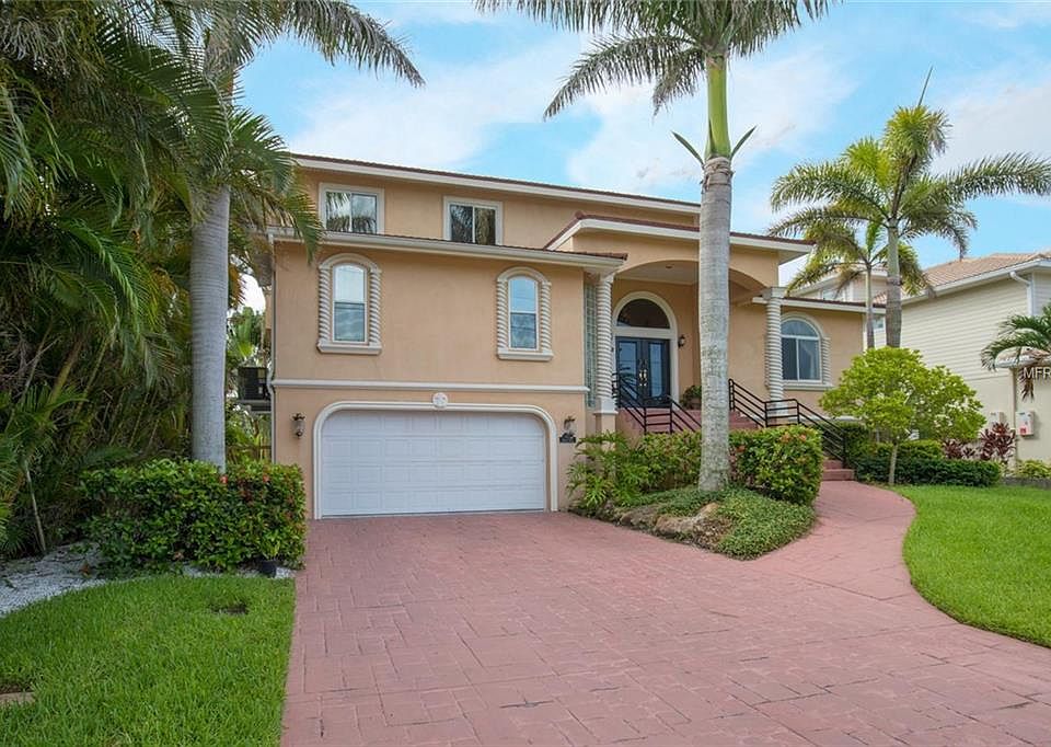 1st image of 801 Harbor Dr