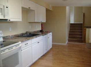 8001 E 18th Pl, Tucson, AZ 85710