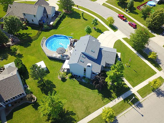5th image of 2220 Aspenwood Dr