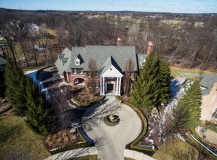 4640 Wind Ridge Ct, Rochester, MI 48306