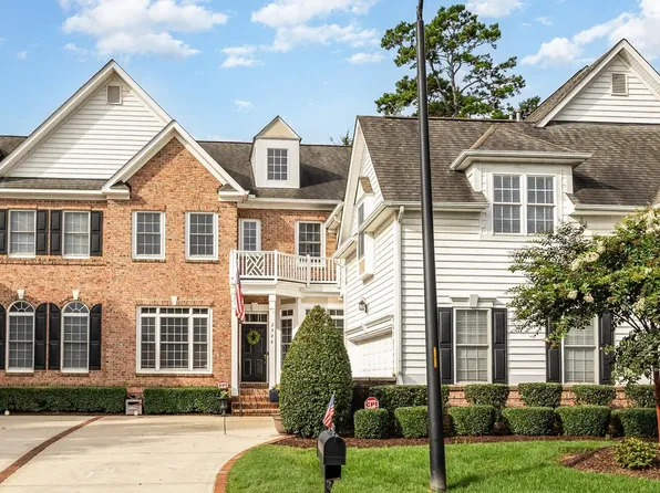 2306 Carriage Oaks Dr, Raleigh, NC 27614