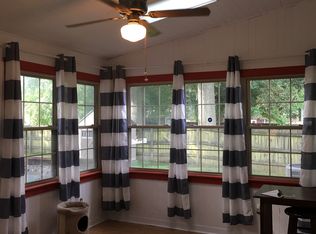 15 Westview Dr, Hampton, VA 23666