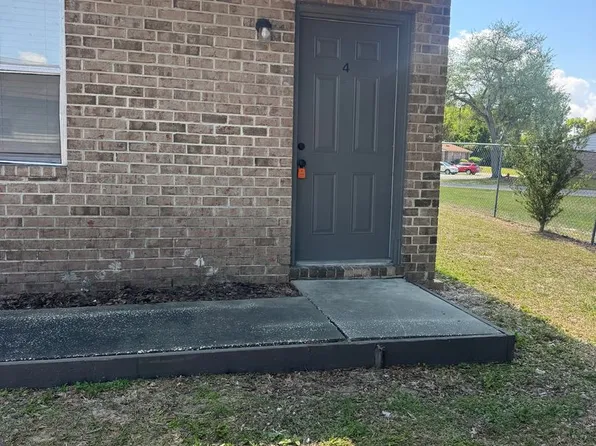 1181 Bentley Rd APT 4, Leesburg, FL 34748