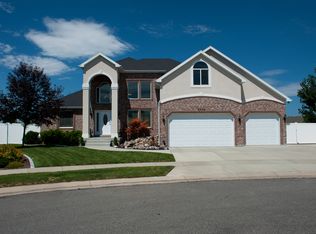 6956 W Hunter Pine Cir, West Valley City, UT 84128