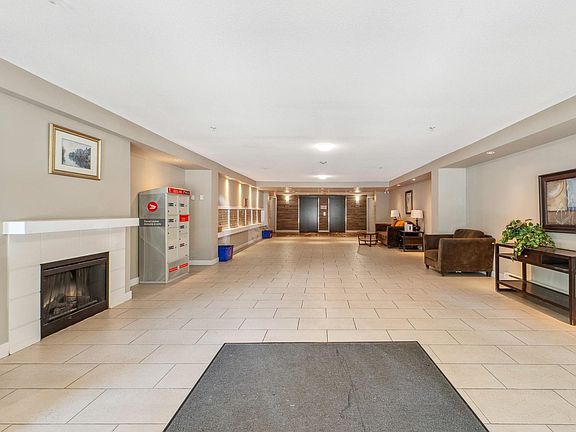3rd image of 12238 224th St #111