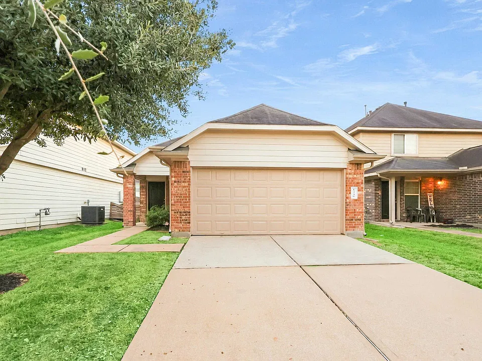 13338 Ella View Ln