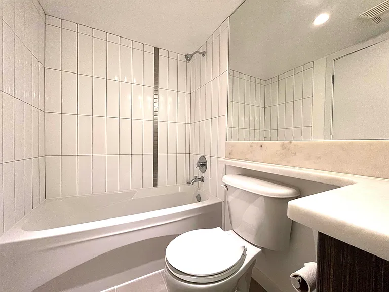 7888 Saba Rd — Photo 8