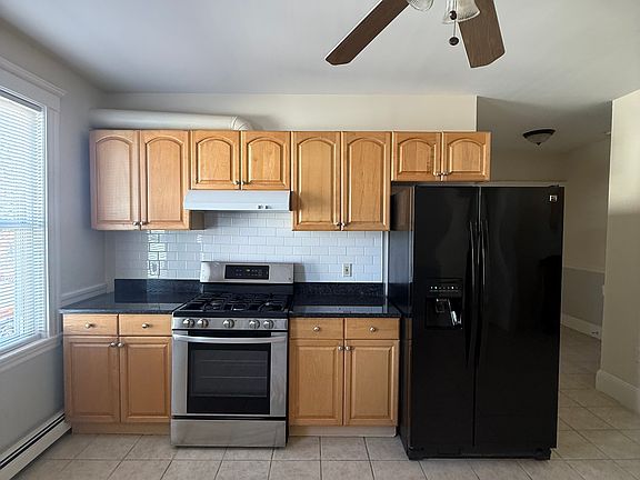 2nd image of 38 Irving St APT 2