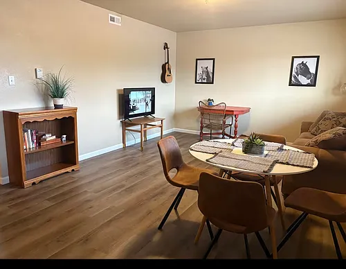 809 E Beaufort St #4 Photo 1