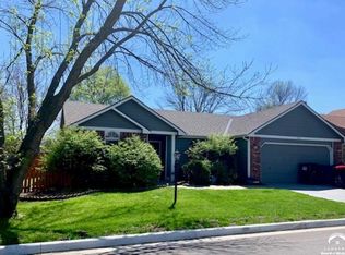 4913 Colonial Way, Lawrence, KS 66049