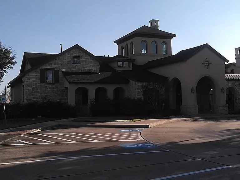 Pool Clubhouse pic#3