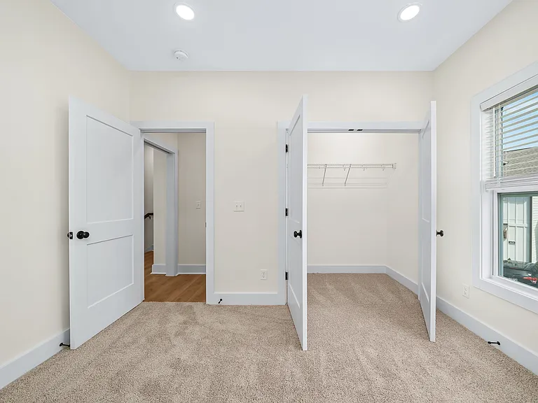 1427 Spring Pointe Ln — Photo 12