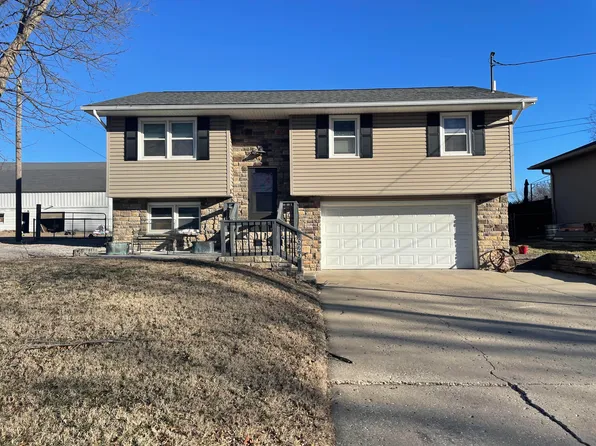 629 E Lacy St, Marshall, MO 65340