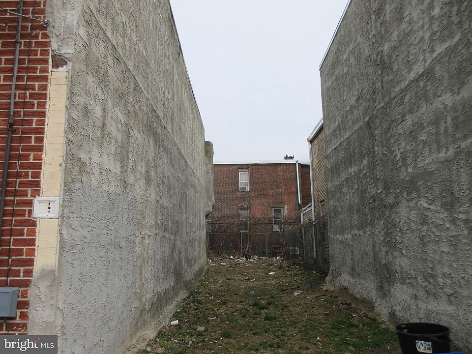 2nd image of 731 W Huntingdon St