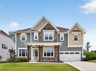 600 Ressler St, Holly Springs, NC 27540