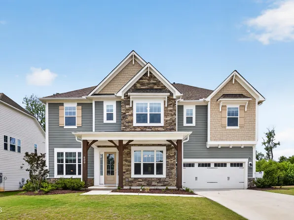 600 Ressler St, Holly Springs, NC 27540