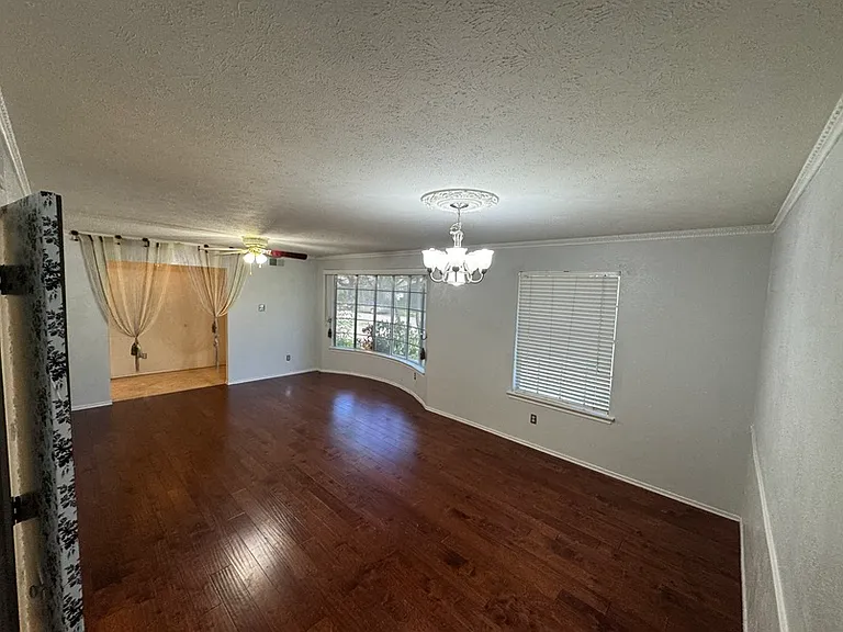 429 Sheffield Dr — Photo 31