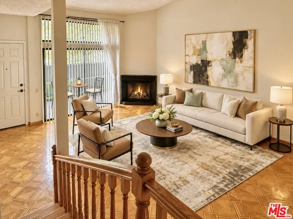 15149 Magnolia Blvd Unit D, Sherman Oaks, CA 91403